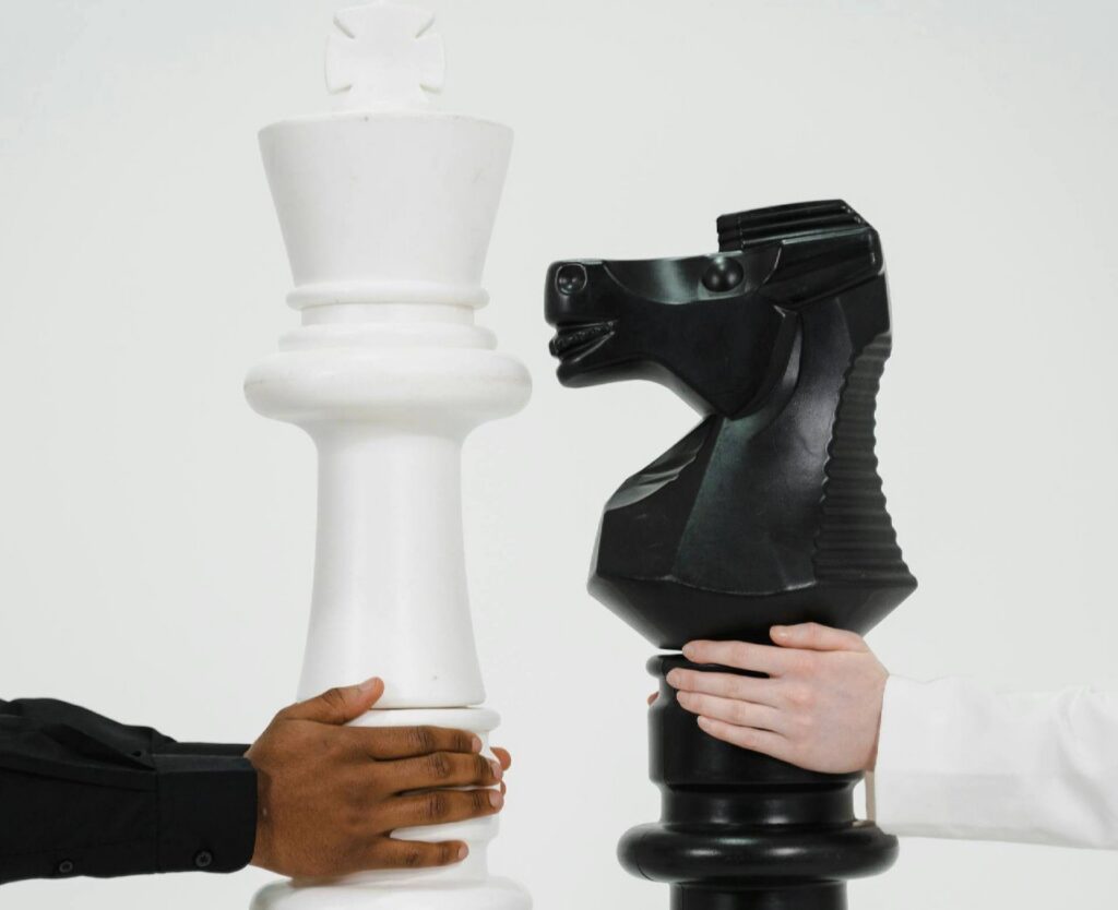 Make or Buy: Eigenentwicklung vs. Standardlösungen im Softwareprojekt